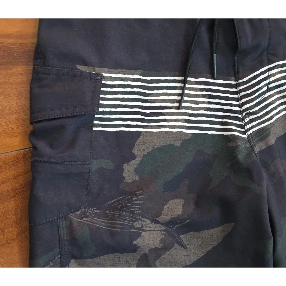 Salty Crew Mens Camo Quick Dry Board Shorts Size 30‎ Black Green Striped Repreve
